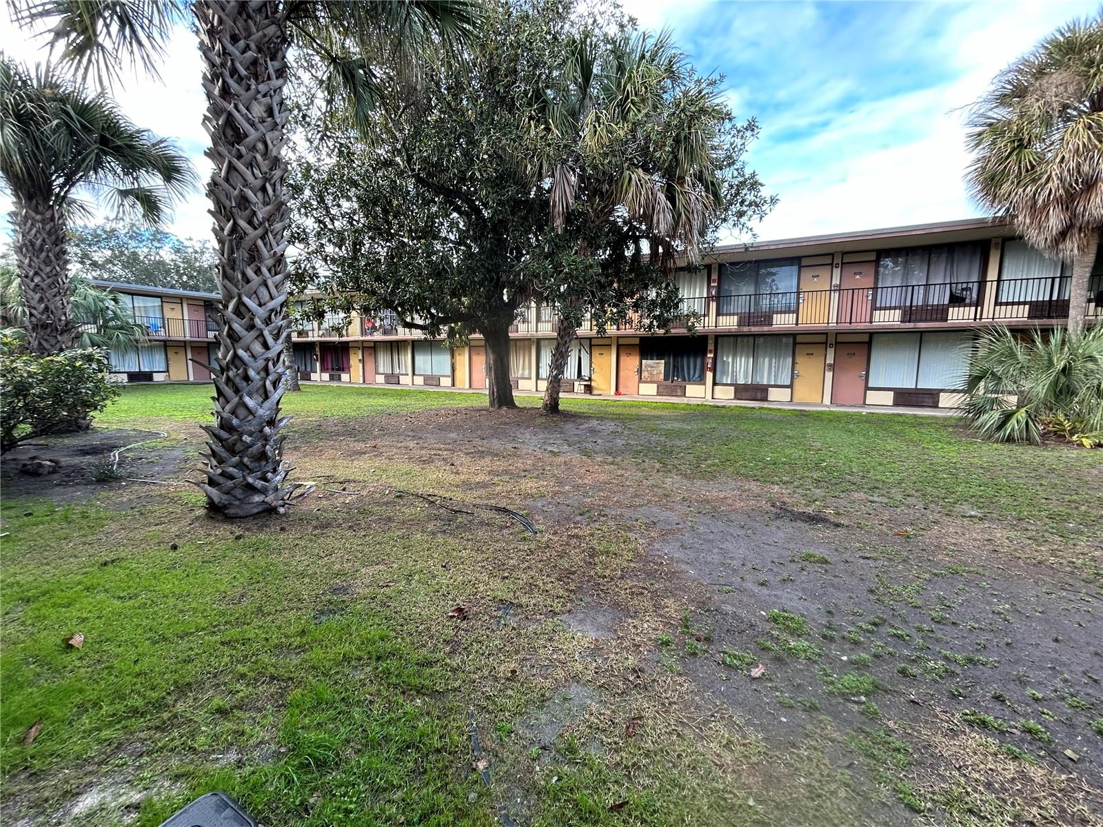 4659 South Orange Blossom Trail